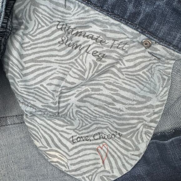 Chico's Platinum Denim size 4.5 Short (US size 22) ultimate fit slim leg - Picture 8 of 9